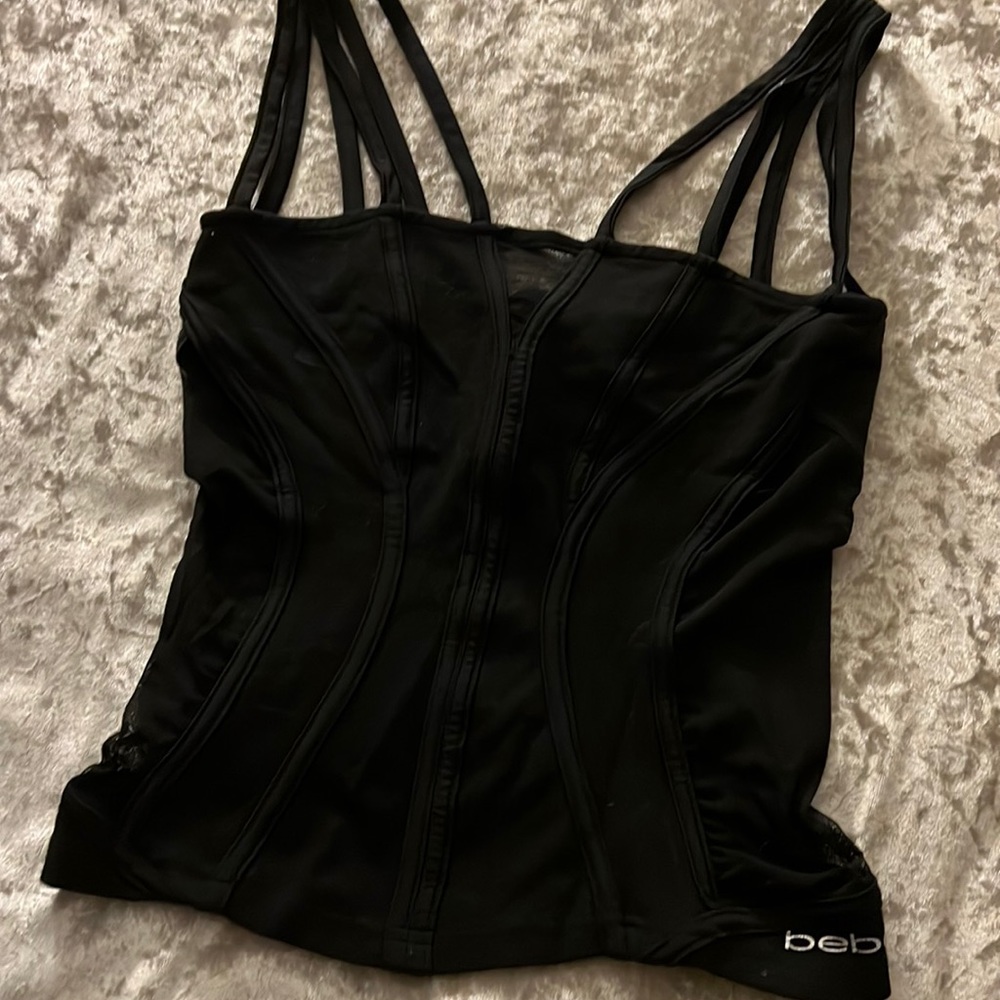 Bebe top